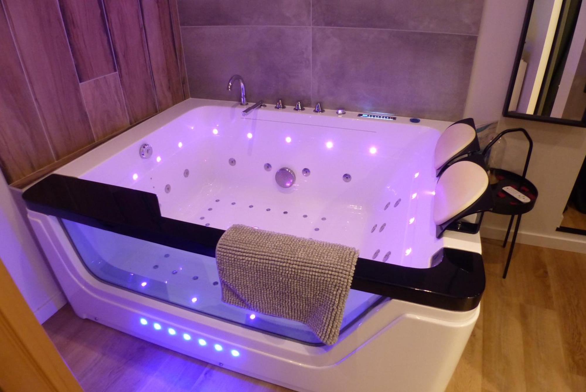 Appartement Balneotherapie Et Sauna Hyper Centre Нант Экстерьер фото